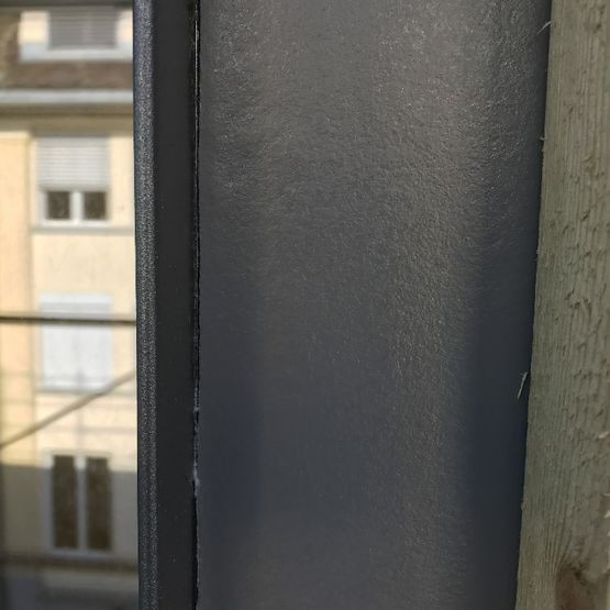  Coupe-vent coloré pour façades à joints ouverts - AMPACK