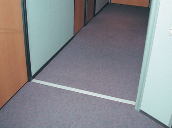 Couvre-joints de sol en alu | ROMUS  - produit présenté par ROMUS