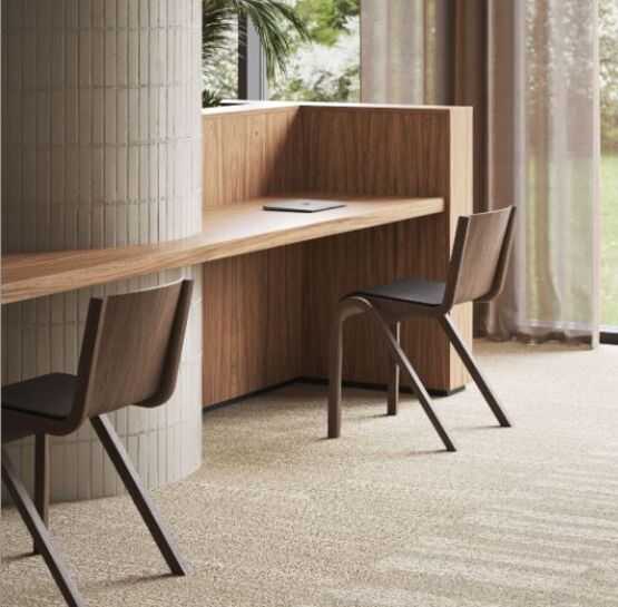 Dalles de moquette pour espaces intérieurs | Tactile Craft - produit présenté par TARKETT