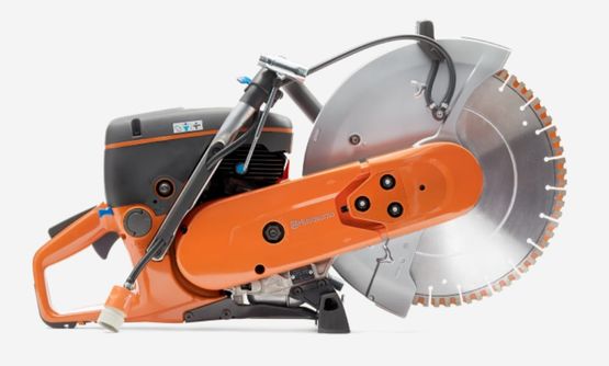 Découpeuse professionnelle à système de tensionnement de courroie semi-automatique | HUSQVARNA K770  - produit présenté par AURAMA