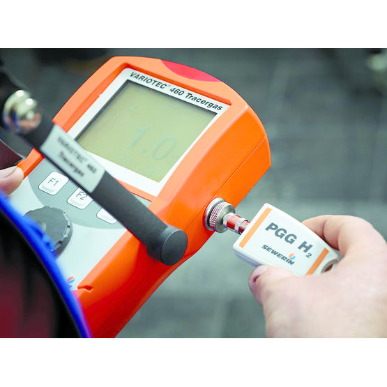 Un détecteur de gaz avec dispositif d'alerte du travailleur isolé