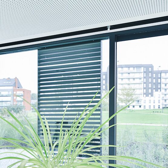   DucoSlide LuxFrame (XXL) | Brise-soleil à panneaux coulissants - Brise-soleil à lames fixes