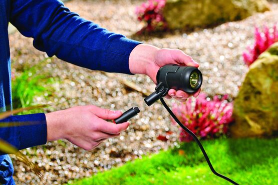  Eclairage de jardin connecté sur mesure en kit de deux ou trois spots | LunAqua Connect - OASE