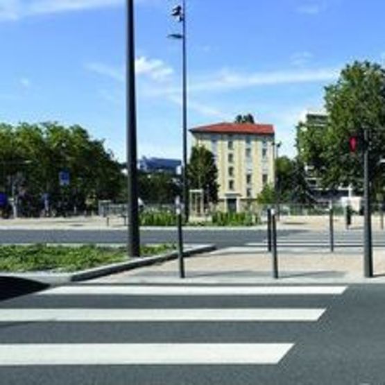 Enduit à chaud pour marquage routier et urbain | OSTREA VILLE-ROUTE - produit présenté par AXIMUM