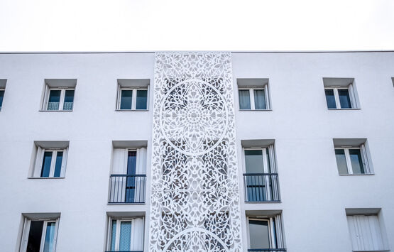 Enduit de finition acrylique | GranoporTop  - produit présenté par BAUMIT