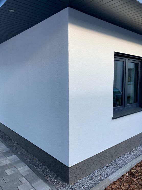 Enduit décoratif de finition pour façades - produit présenté par BAUMIT