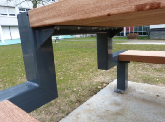 Ensemble de pique-nique robuste acier-bois B.L.O.C. type A | TABLOCA - produit présenté par NORCOR