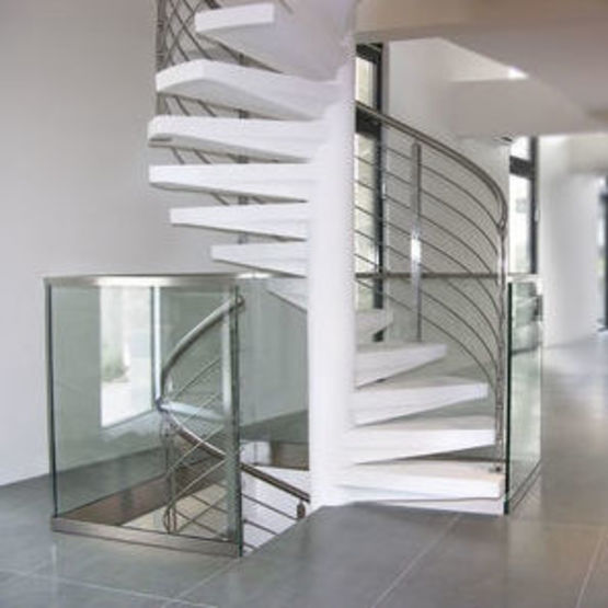 Finitions des escaliers en béton préfabriqués - Groupe PBM