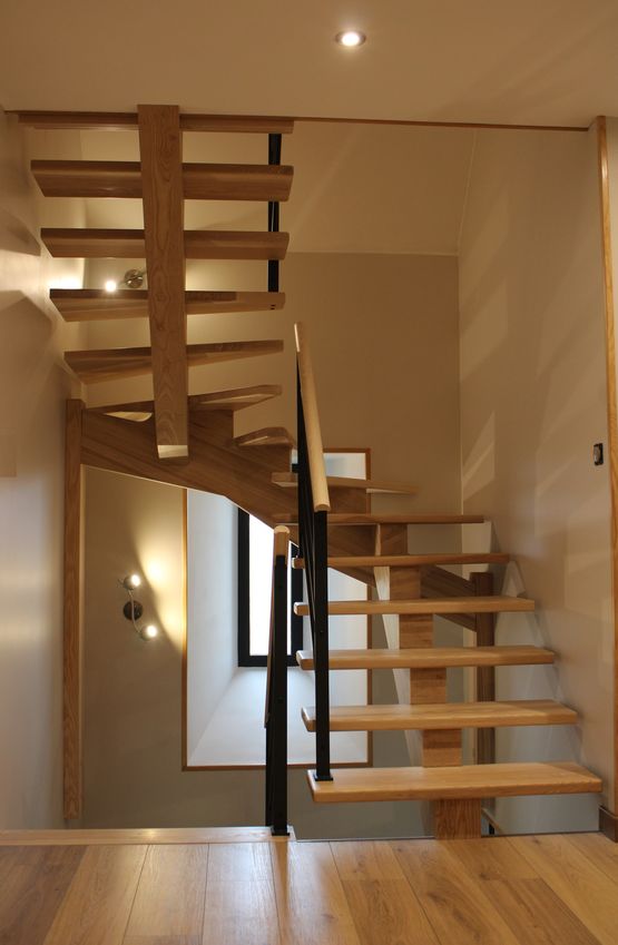  Escalier en bois plein | CAUSSE - ESCALIER BOIS AVEYRONNAIS