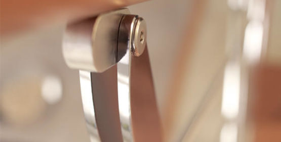 Escalier en colimaçon avec limon central en acier | Spiral Knock Design  - produit présenté par RINTAL - VALEF