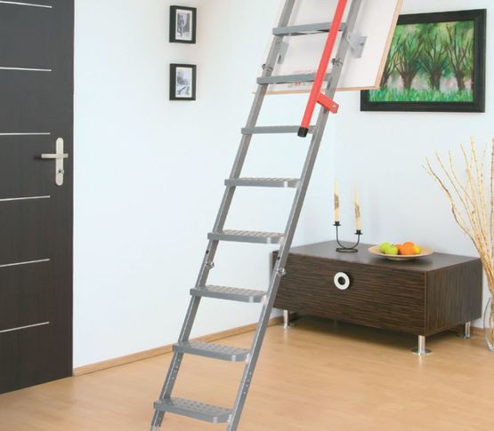 Escalier escamotable FAKRO avec échelle métallique | LML  - produit présenté par FAKRO