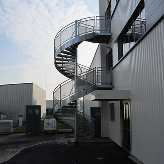 Escaliers métalliques intérieurs ou extérieurs réalisés sur mesure | Escaliers métalliques