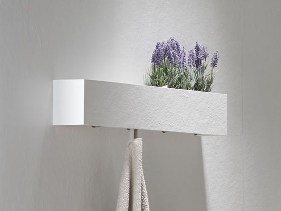 Etagère pour salle de bain avec cintres cachés | ETAGERE BOX - produit présenté par ACQUABELLA