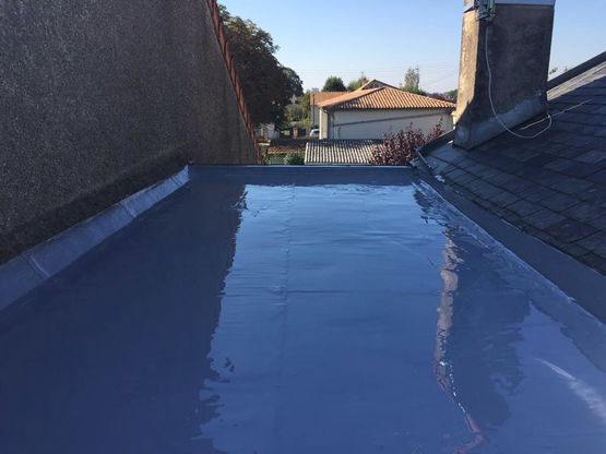 Etanchéité liquide autoprotégée sans solvant pour toitures et balcons | Souplethane 5 ATE - Etanchéité liquide extérieur (balcons, terrasses, etc.)