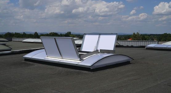  Exutoire de fumées pour voûte filante | ECOBAC DV 110  - Exutoires et accès toiture