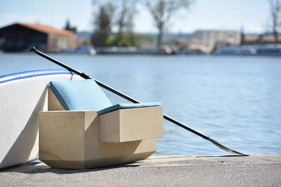 Fauteuil en pierre naturelle ? DETENTE - réf. DE_FA - produit présenté par PIERRE URBAINE 