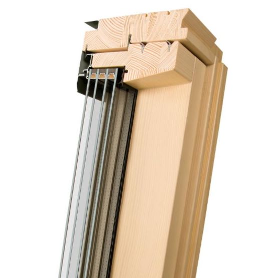  Fenêtre de toit à triple ou quadruple vitrage | FTT U8 Thermo FAKRO - Fenêtre de toit pivotante ou à ouverture par projection