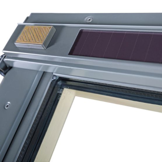 Fenêtre de toit rotation solaire | FTP-V Z-Wave Solar - Fenêtre de toit à ouverture par rotation