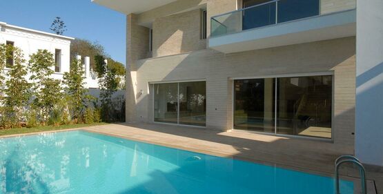  Fenêtre minimaliste en aluminium sans rupture thermique pour climat chaud | Gamme froide Dzao - Fenêtre et porte-fenêtre en aluminium