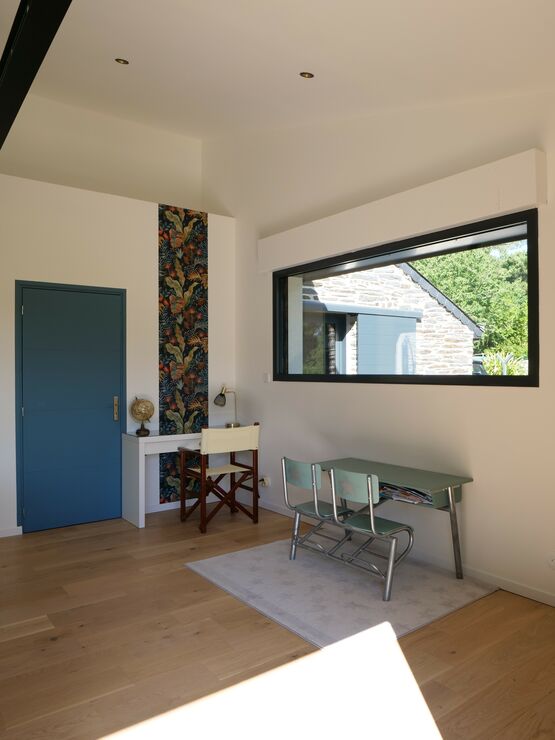 Fenêtres et Portes-fenêtres à la française en aluminium | Empreinte - produit présenté par PASQUET MENUISERIES