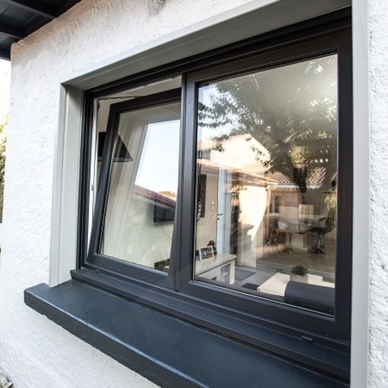  Fenêtres et portes fenêtres en PVC ouvrant droit à 5 chambres d&#039;isolation | KYOTO DROIT - Fenêtre et porte-fenêtre en PVC