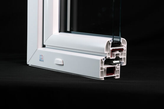 Fenêtres PVC EMA-KIETIS 80 - Fenêtre et porte-fenêtre en PVC