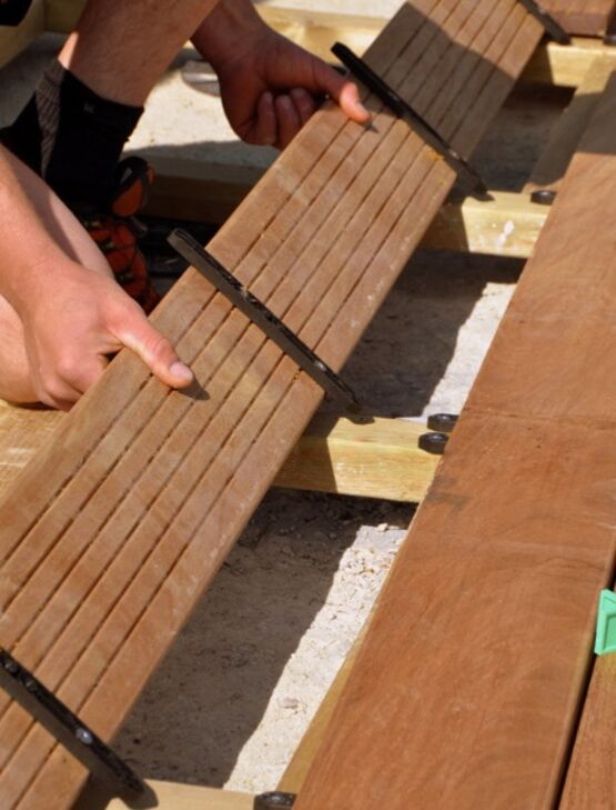  FIXEGO® Fixation invisible pour lames de terrasse bois  - Fixation (crochets, pattes, vis, etc.)