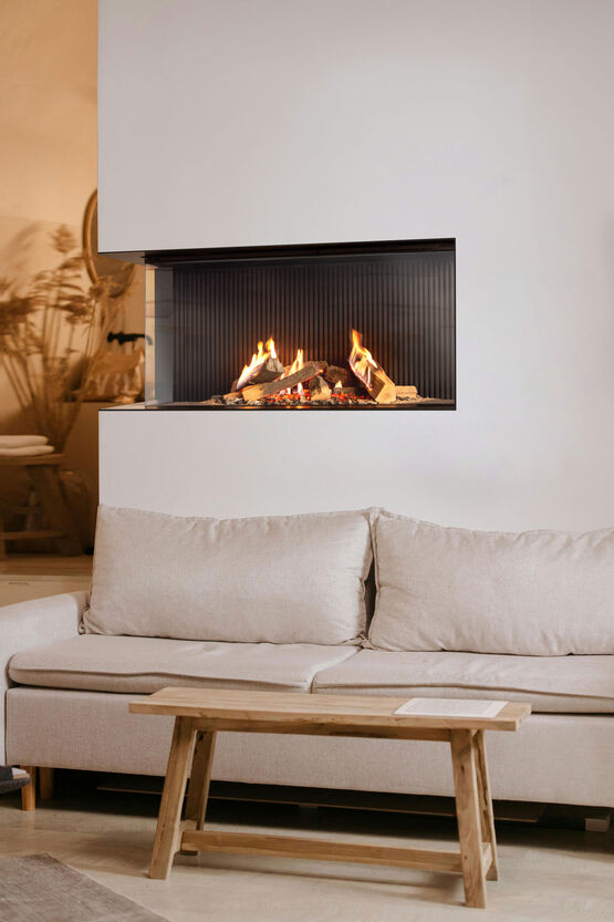 Foyer d’angle à bois avec vitre escamotable | Ecka Hoxter 