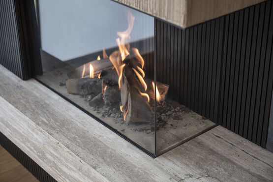 Foyer d’angle à bois avec vitre escamotable | Ecka Hoxter  - produit présenté par BEST FIRES