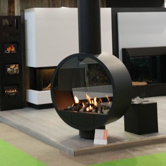  Foyer gaz cheminée centrale sur mesure Black Collection en acier noir  | 997 - Foyers