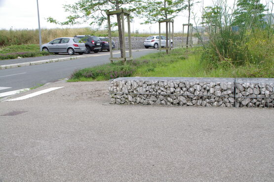 Gabion en pierre naturelle - AGENCE URBAINE
