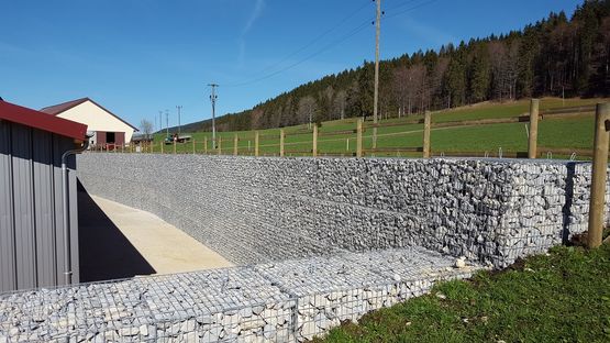 Gabions pré-remplis électrosoudés pour travaux de génie-civil | GABION PREFAGAB - produit présenté par PERNOT GABION