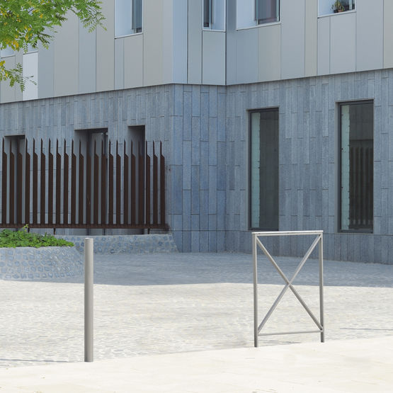 Gamme de mobilier urbain acier &amp; inox | Acropole - produit présenté par AREA