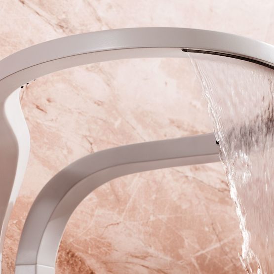 Gamme de robinetterie contemporaine pour salle de bain | Ametis de Graff