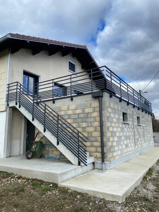 Garde-corps aluminium 8 lisses | GAR8L - GARDINO