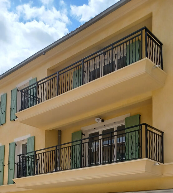 Garde-corps FERIA barreaudé | FERIA barreaudé  - produit présenté par HORIZAL