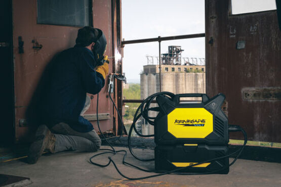 Générateur de soudage alimenté par batterie | Renegade VOLT ES 200i - produit présenté par ESAB FRANCE