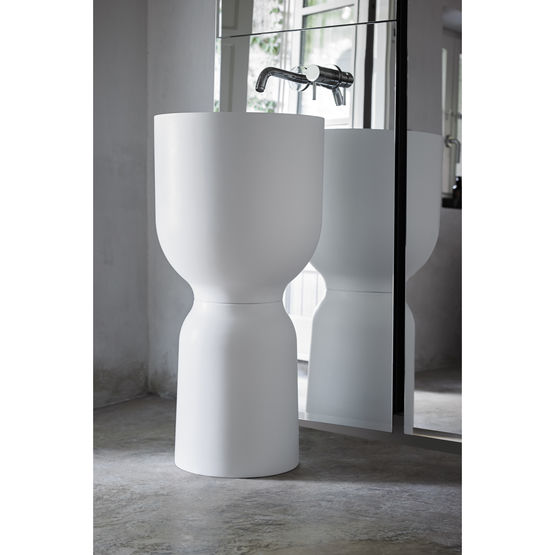  Inbani Lavabo free-standing Origin SolidSurface et cabinet-miroir Strato au sol/mural - SOPHA INDUSTRIES
