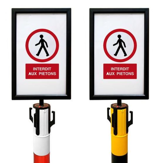 Kit de 6 poteaux de signalisation en PVC avec 25 m de chaîne | EVOLYS Réf PPC6 - produit présenté par EQUIPEMENTECH