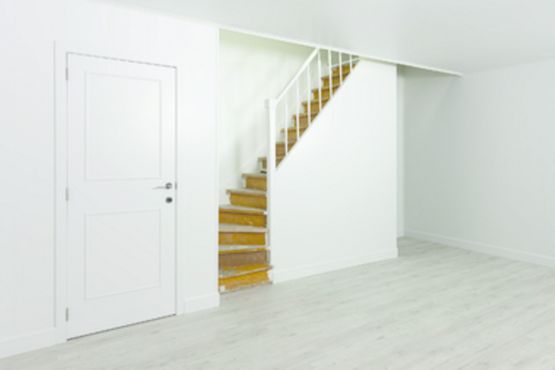  Kit de rénovation de marche d&#039;escalier en MDF | Maëstro - ROMUS