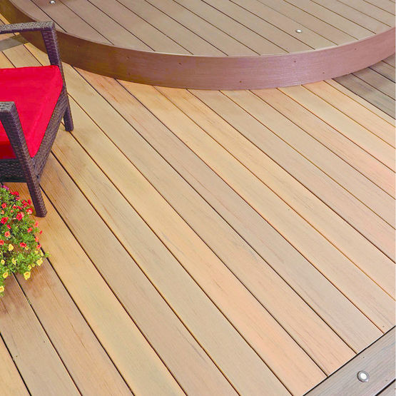 Lame de terrasse en bois composite à finition enrobée | Earthwood Evolutions LEGACY