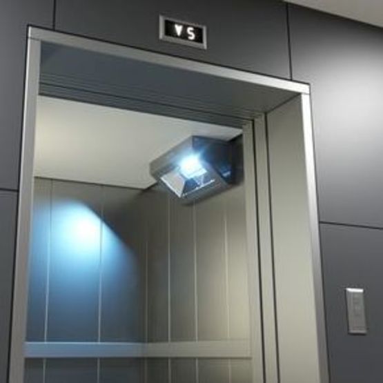 Lampe LED à rayon UV pour désinfection des ascenseurs | SterilUV Lift