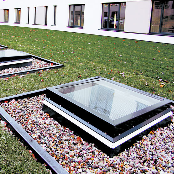 Skybaie Ouvrant De Desenfumage De Facade Batiproduits