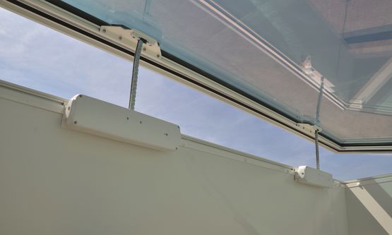 Lanterneau à rupture thermique pour toitures jusqu'à 25° de pente | Ecolux premium Alu Fixe - Verrière ou lanterneau continu