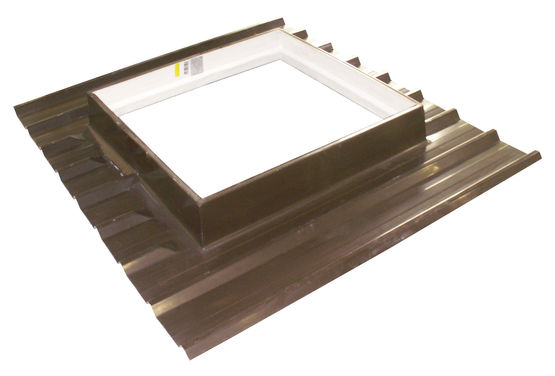  Lanterneau pour sortie de toiture sur embase polyester | DP50   - Fenêtre de toit pivotante ou à ouverture par projection