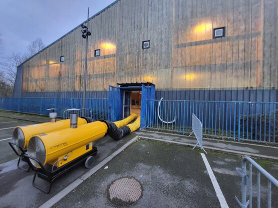 Location de générateurs d&#039;air chaud au fioul (évènementiel) - produit présenté par AEROSTAR