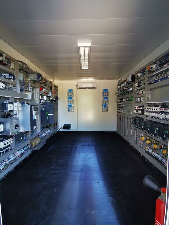  LOCAUX USAGE TECHNIQUE / INDUSTRIEL - MARTIN CALAIS