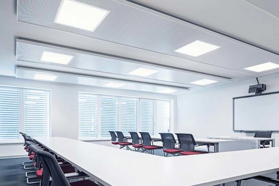 Luminaire encastré, en saillie et suspendu | Arimo Slim CDP LED - produit présenté par TRILUX