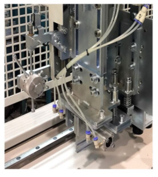  Machine d’insertion et de sertissage de joints | AF-70 pour profils aluminium - Machines fixes pour ateliers