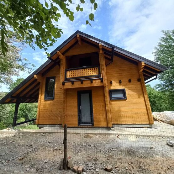Maisons préfabriquées en bois avec panneaux d'ossature | DOXAR